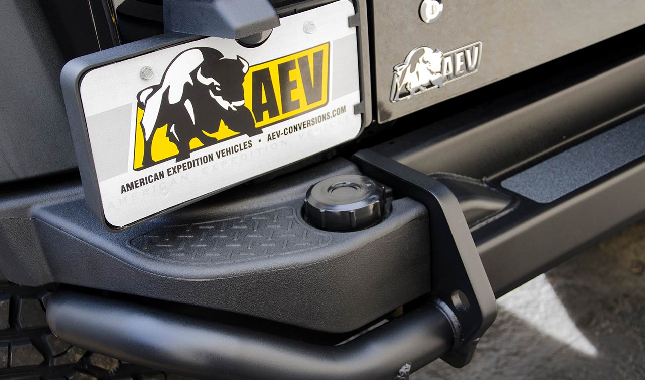 JK Rear Bumper / Tire Carrier 9