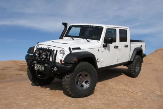 Motor Trend: First Drive: AEV Jeep Brute Double Cab Hemi