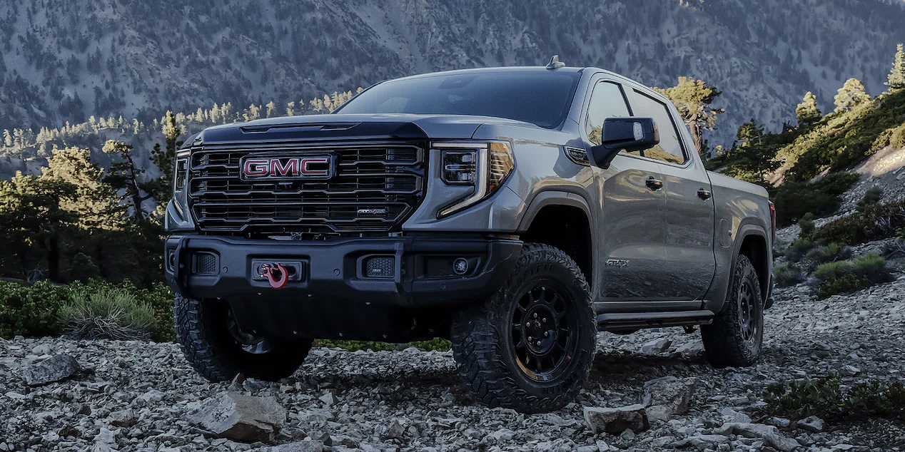 arve Paradoks manifestation GMC Unleashes the New 2023 Sierra 1500 AT4X AEV Edition - American  Expedition Vehicles - AEV